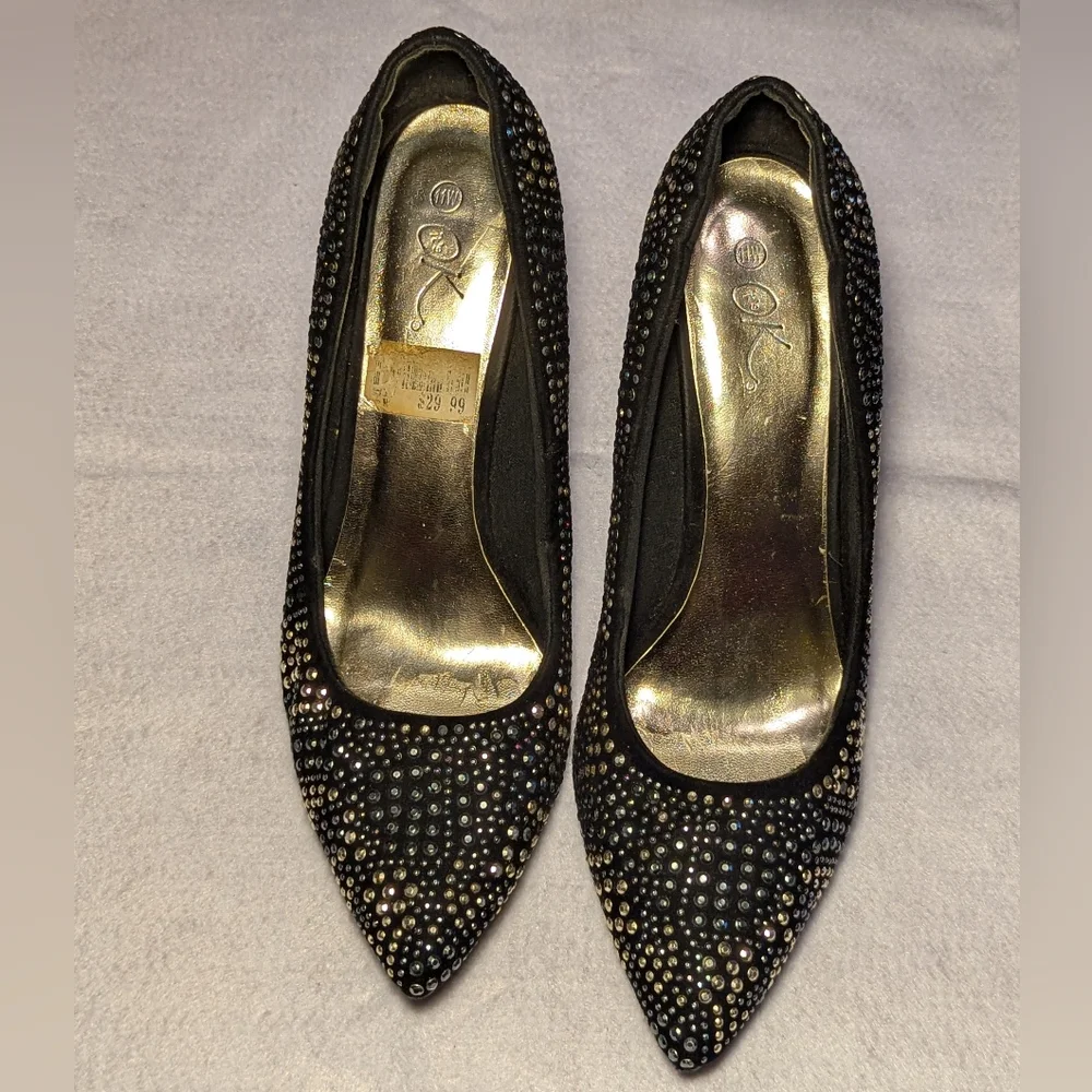 Elegant Black Studded Heels Sz 11W 4 Inch Heel - Picture 4 of 9